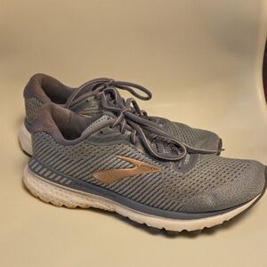 Brooks Gray and Tan Athletic Shoes